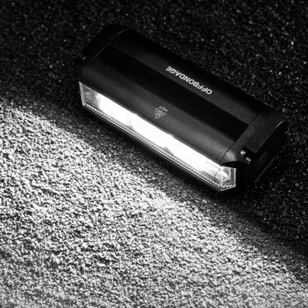 Farol Bike 9 LEDs + 3 LEDs TG3 IPX5 2000mAh Longo Alcance Farol Bike 9 LEDs + 3 LEDs TG3 IPX5 2000mAh Longo Alcance